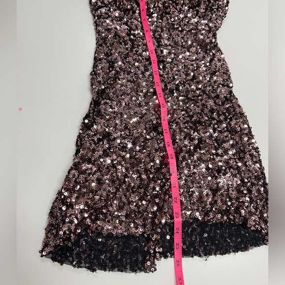 ASTR The Label Sequin Mini Dress Size Small New With Tags Rose Pink and Black - Picture 11 of 12
